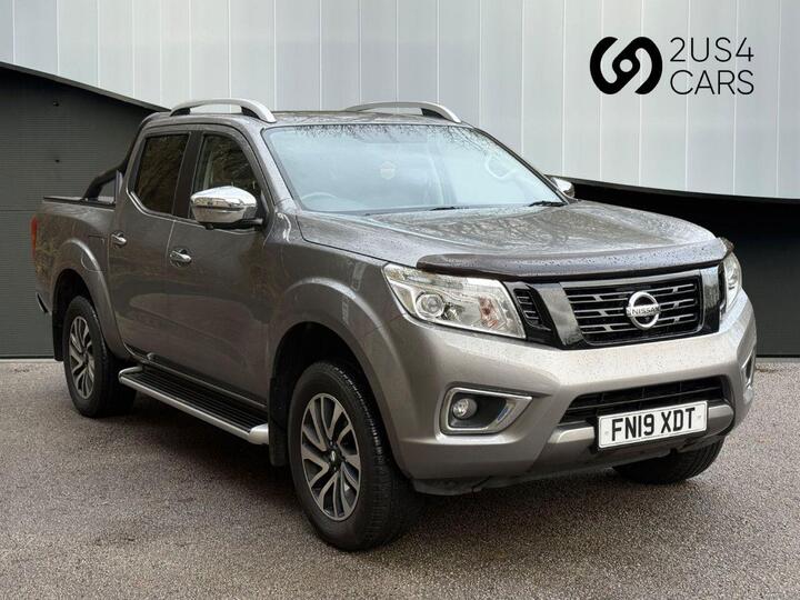 Nissan NAVARA 2.3 DCi Tekna Auto 4WD Euro 6 4dr