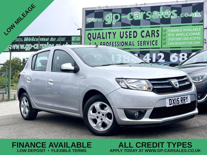 Dacia Sandero 0.9 TCe Laureate Euro 5 5dr Dacia Sandero 0.9 TCe Laureate Euro 5 5dr