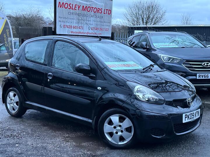 Toyota AYGO 1.0 VVT-i Black MultiMode Euro 4 5dr (AC) Toyota AYGO 1.0 VVT-i Black MultiMode Euro 4 5dr (AC)