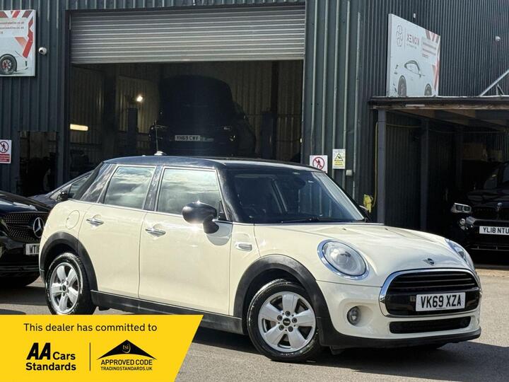 MINI HATCH 1.5 Cooper Classic Euro 6 (s/s) 5dr