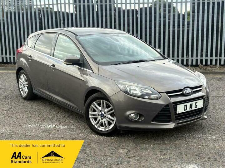 Ford Focus 1.0T EcoBoost Titanium Euro 5 (s/s) 5dr