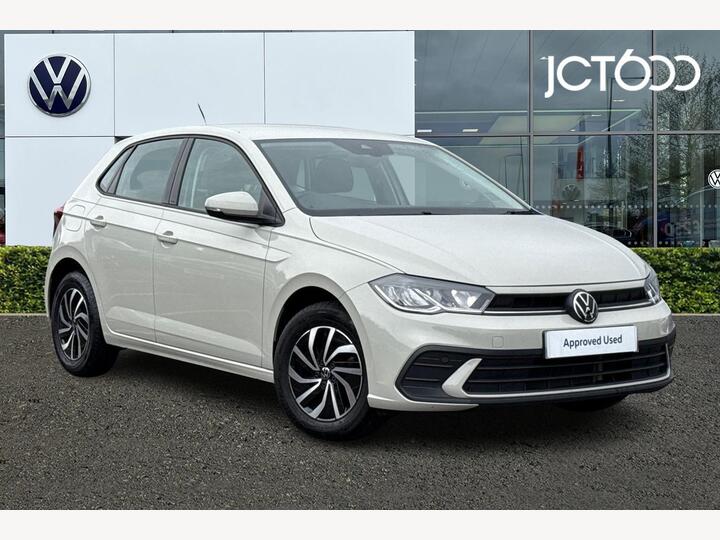 Volkswagen Polo 1.0 TSI Life Euro 6 (s/s) 5dr Volkswagen Polo 1.0 TSI Life Euro 6 (s/s) 5dr