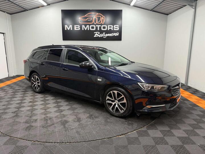 Vauxhall INSIGNIA 1.6 Turbo D EcoTEC BlueInjection Design Nav Sports Tourer Euro 6 (s/s) 5dr Vauxhall INSIGNIA 1.6 Turbo D EcoTEC BlueInjection Design Nav Sports Tourer Euro 6 (s/s) 5dr