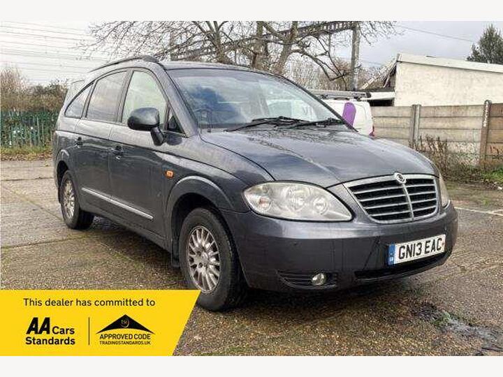 SsangYong Rodius 2.0 E-XDi ES T-Tronic Euro 5 5dr SsangYong Rodius 2.0 E-XDi ES T-Tronic Euro 5 5dr