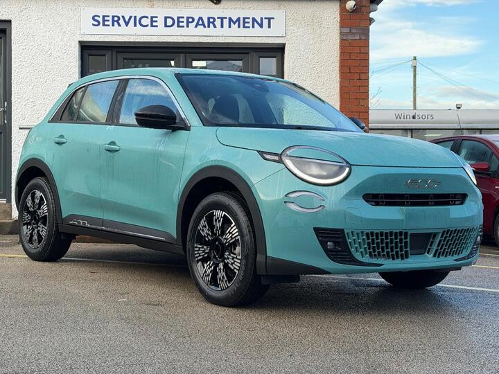 Fiat 600 1.2 MHEV E-DCT Euro 6 (s/s) 5dr