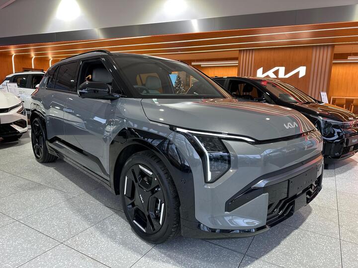 Kia EV3 81.4kWh GT-Line S Auto 5dr