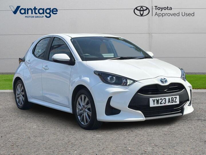 Toyota Yaris 1.5 VVT-h Icon E-CVT Euro 6 (s/s) 5dr