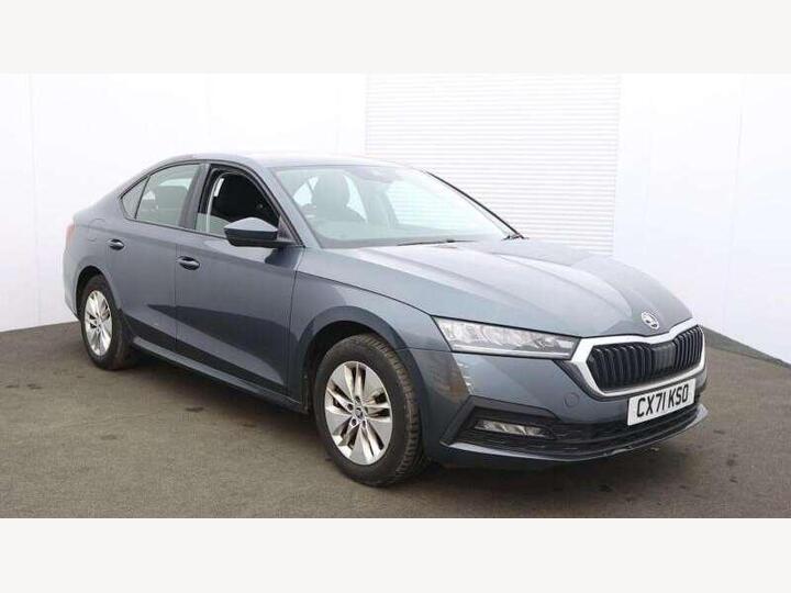 Skoda OCTAVIA HATCHBACK 1.0 TSI E-TEC MHEV SE Technology DSG Euro 6 (s/s) 5dr Skoda OCTAVIA HATCHBACK 1.0 TSI E-TEC MHEV SE Technology DSG Euro 6 (s/s) 5dr