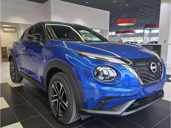 Nissan JUKE 1.6 N-Connecta Auto Euro 6 5dr