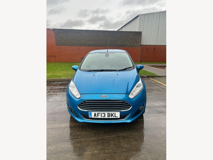 Ford Fiesta 1.6 Titanium Powershift Euro 5 3dr