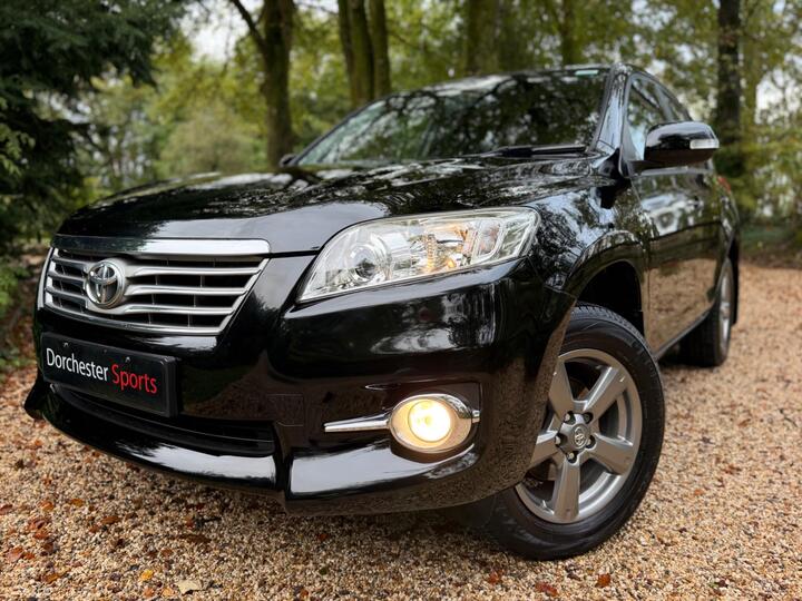 Toyota RAV4 2.0 V-Matic XT-R Multidrive S 4WD Euro 5 5dr