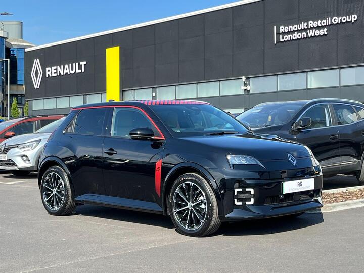 Renault Renault 5 Urban Range 40kWh Iconic Five Auto 5dr