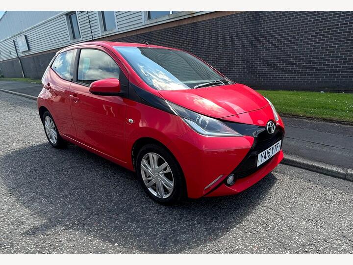 Toyota AYGO 1.0 VVT-i X-pression X-wave Euro 5 5dr Euro 5