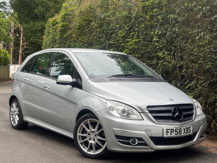 Mercedes-Benz B Class 2.0 B200 CDI Sport CVT 5dr Mercedes-Benz B Class 2.0 B200 CDI Sport CVT 5dr
