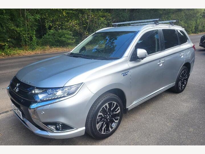 Mitsubishi Outlander PHEV 2.0h 12kWh 5hs CVT 4WD Euro 6 (s/s) 5dr