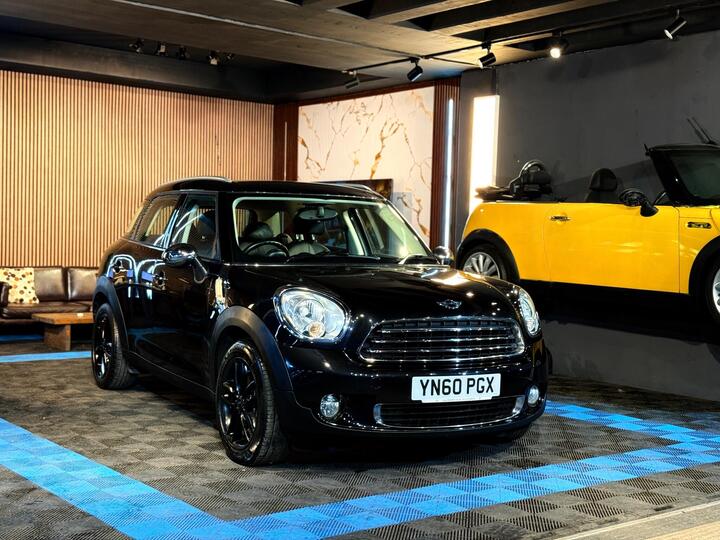 MINI Countryman 1.6 Cooper Steptronic Euro 5 5dr MINI Countryman 1.6 Cooper Steptronic Euro 5 5dr