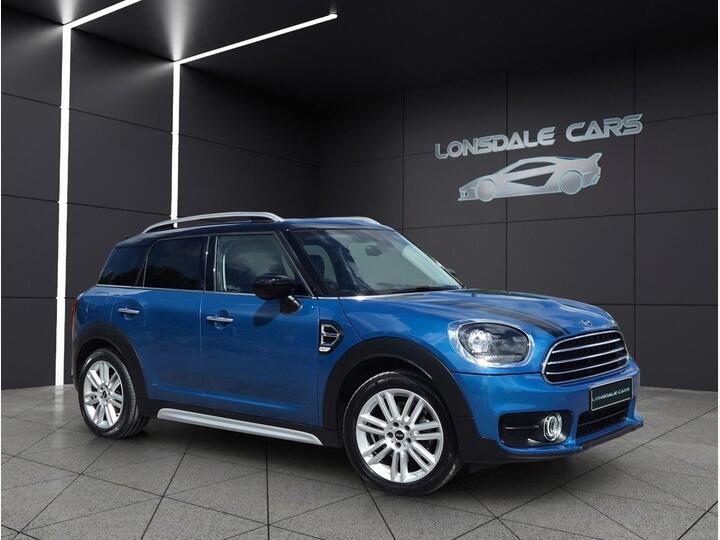 MINI Countryman 1.5 Cooper Exclusive Euro 6 (s/s) 5dr MINI Countryman 1.5 Cooper Exclusive Euro 6 (s/s) 5dr