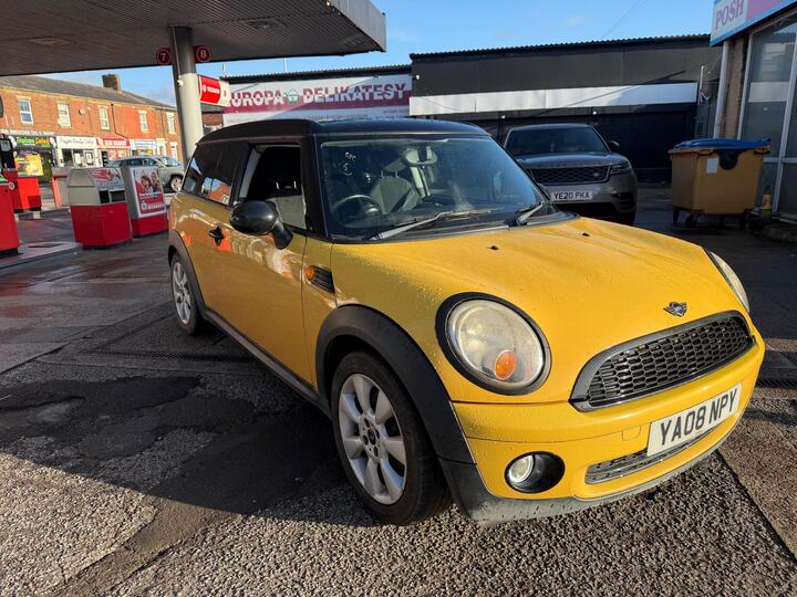 MINI Clubman 1.6 Cooper Euro 4 5dr MINI Clubman 1.6 Cooper Euro 4 5dr
