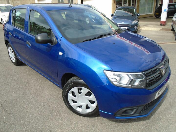 Dacia Sandero 1.0 SCe Essential Euro 6 5dr