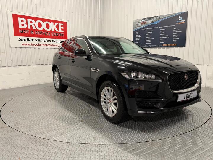 Jaguar F-PACE 2.0 D240 Portfolio Auto AWD Euro 6 (s/s) 5dr