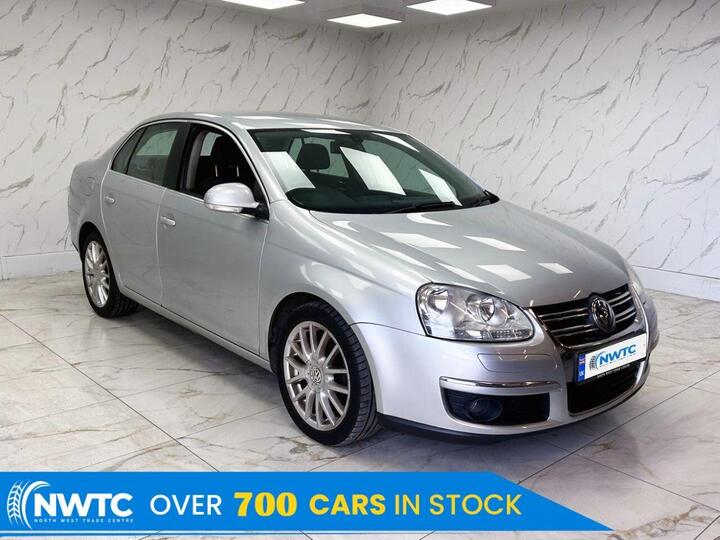 Volkswagen JETTA 2.0 TDI Sport Euro 4 4dr
