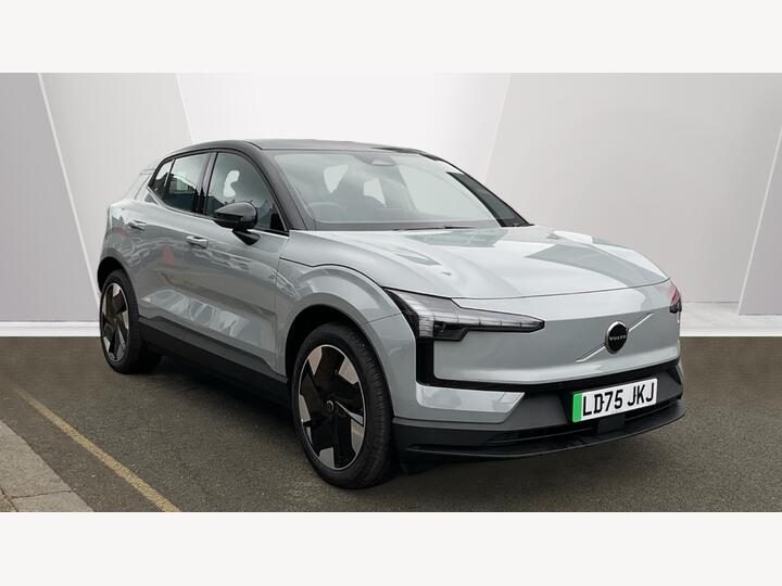 Volvo EX30 Twin Performance 69kWh Plus Auto AWD 5dr