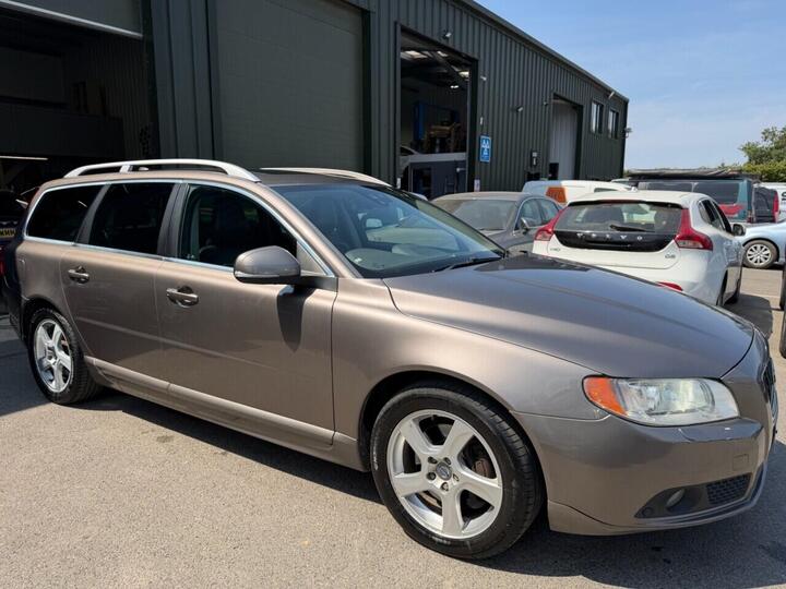 Volvo V70 2.4 D5 SE Lux Geartronic Euro 5 5dr