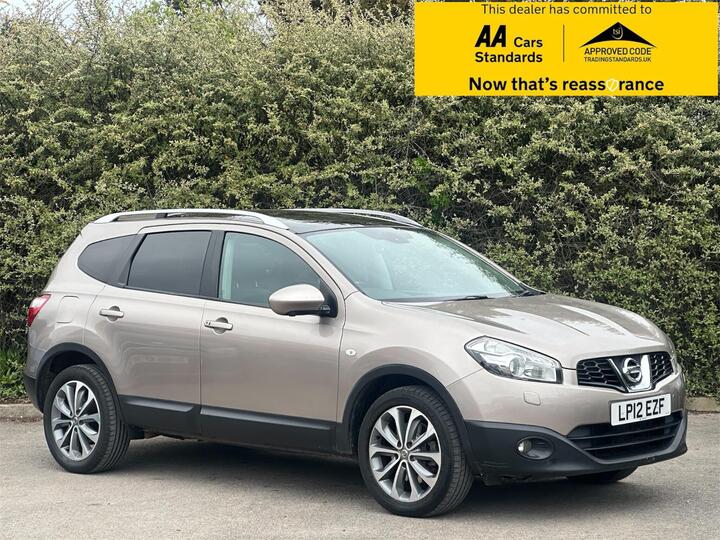 Nissan Qashqai+2 2.0 Tekna CVT 4WD Euro 5 5dr Nissan Qashqai+2 2.0 Tekna CVT 4WD Euro 5 5dr