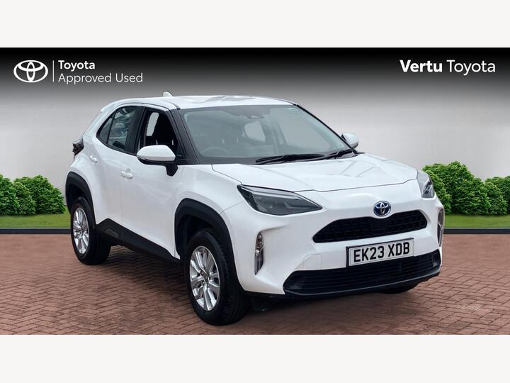 Toyota Yaris Cross 1.5 VVT-h Icon E-CVT Euro 6 (s/s) 5dr Toyota Yaris Cross 1.5 VVT-h Icon E-CVT Euro 6 (s/s) 5dr