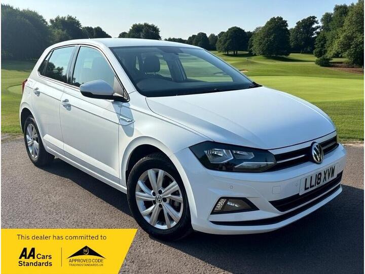Volkswagen Polo 1.0 SE Euro 6 (s/s) 5dr Volkswagen Polo 1.0 SE Euro 6 (s/s) 5dr