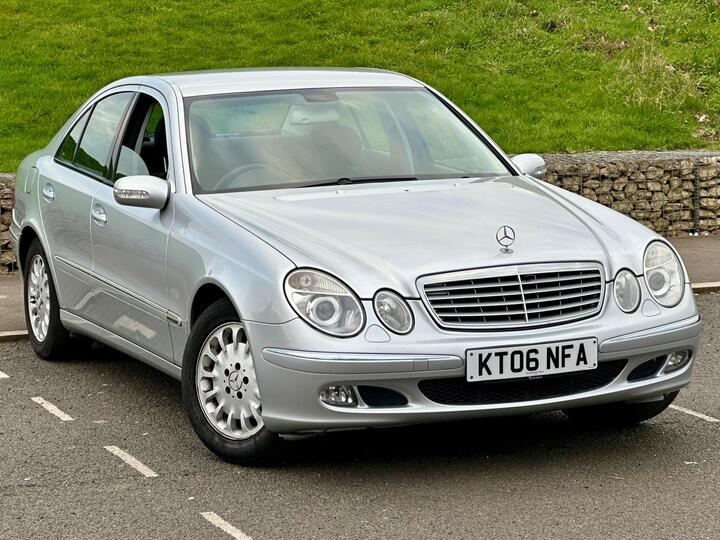 Mercedes-Benz E Class 1.8 E200 Kompressor Elegance 4dr