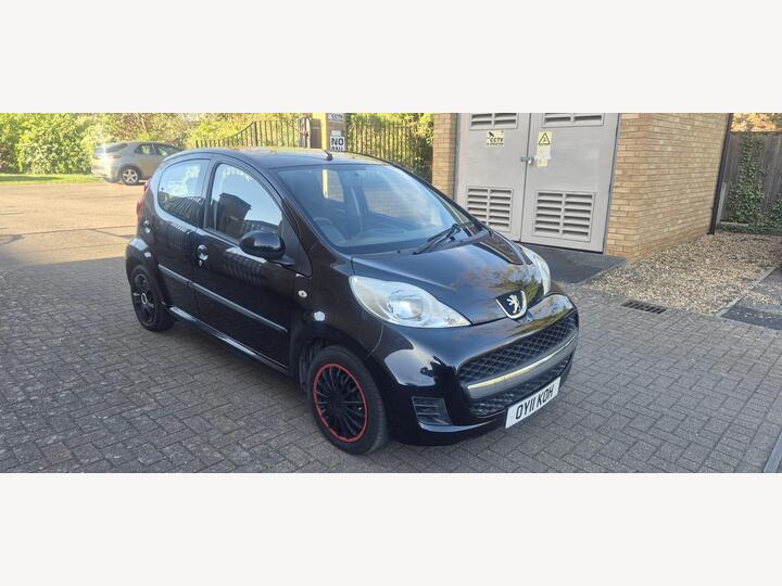Peugeot 107 1.0 12V Urban Euro 5 5dr