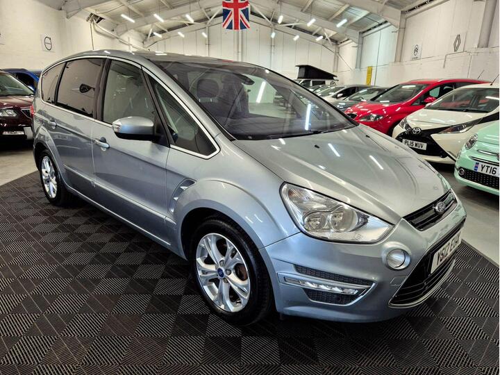Ford S-Max 2.0 TDCi Titanium Euro 5 5dr