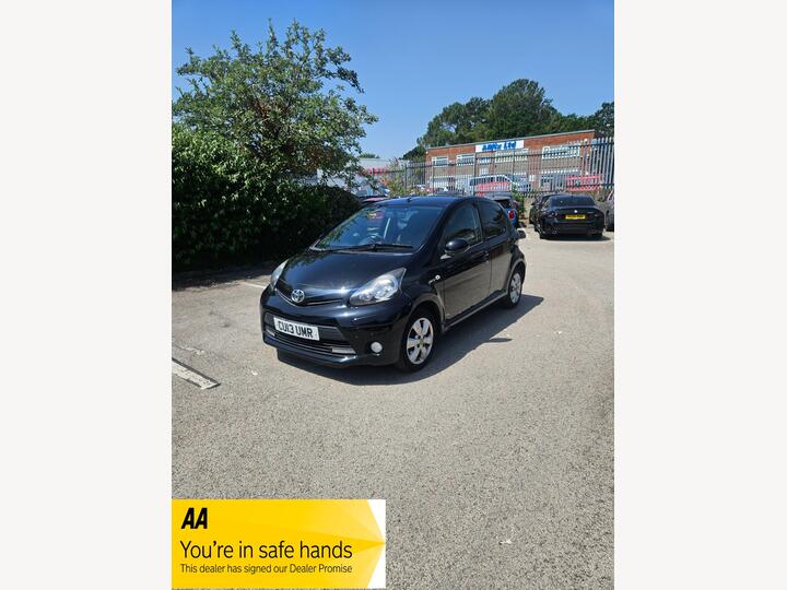 Toyota AYGO 1.0 VVT-i Fire Euro 5 5dr