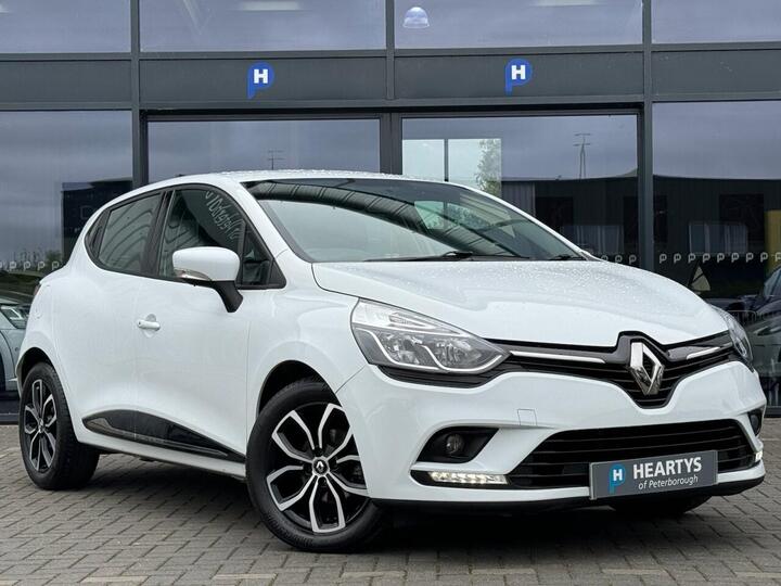 Renault CLIO 0.9 TCe Play Euro 6 (s/s) 5dr