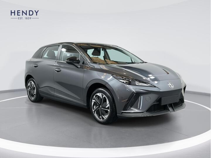 MG MG4 64kWh SE Long Range Auto 5dr