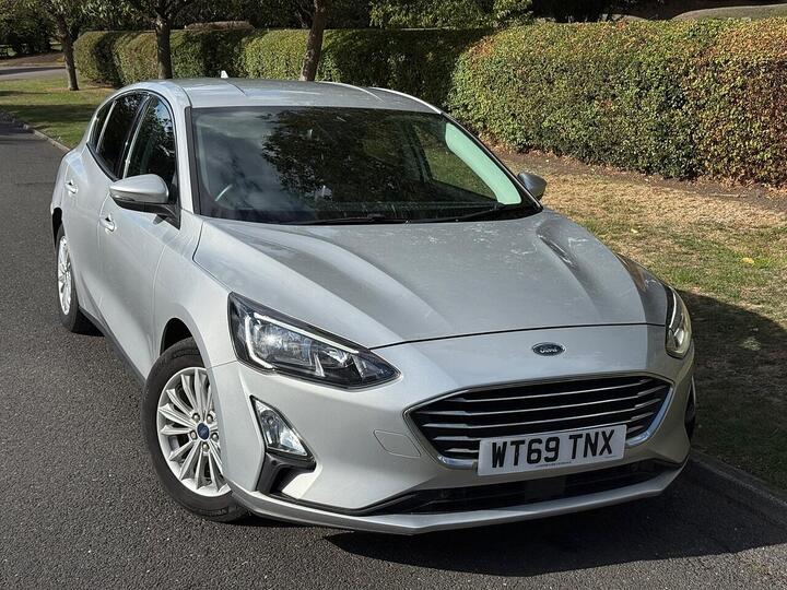 Ford Focus 1.0T EcoBoost Titanium Euro 6 (s/s) 5dr