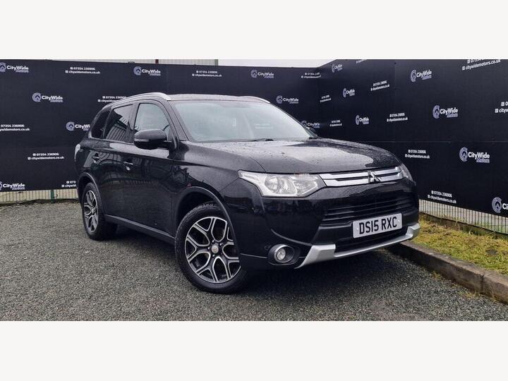 Mitsubishi OUTLANDER 2.2 DI-D GX3 4WD Euro 5 (s/s) 5dr Mitsubishi OUTLANDER 2.2 DI-D GX3 4WD Euro 5 (s/s) 5dr