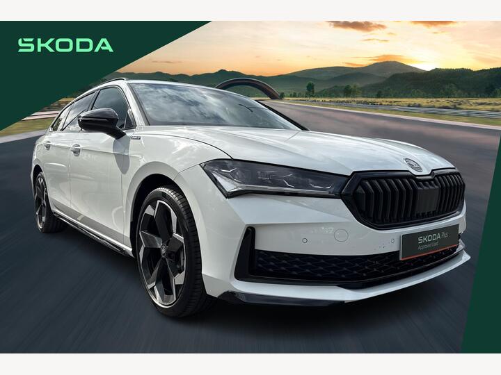 Skoda SUPERB 1.5 TSI IV 25.7kWh SportLine DSG Euro 6 (s/s) 5dr Skoda SUPERB 1.5 TSI IV 25.7kWh SportLine DSG Euro 6 (s/s) 5dr