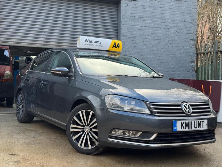 Volkswagen Passat 2.0 TDI BlueMotion Tech Sport DSG Euro 5 (s/s) 4dr Volkswagen Passat 2.0 TDI BlueMotion Tech Sport DSG Euro 5 (s/s) 4dr