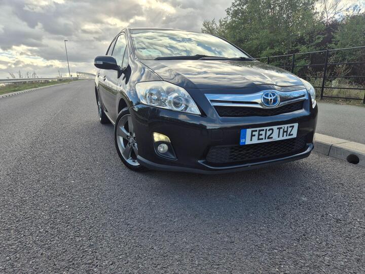 Toyota Auris 1.8 VVT-h T Spirit CVT Euro 5 (s/s) 5dr