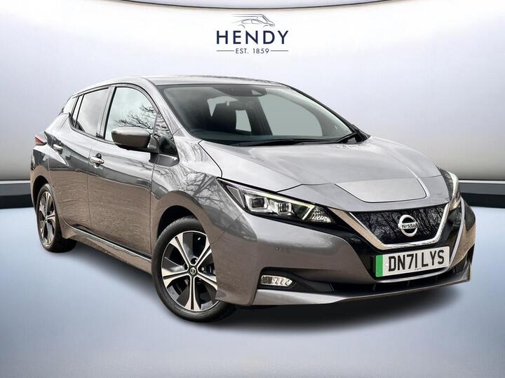 Nissan LEAF 40kWh Tekna Auto 5dr Nissan LEAF 40kWh Tekna Auto 5dr