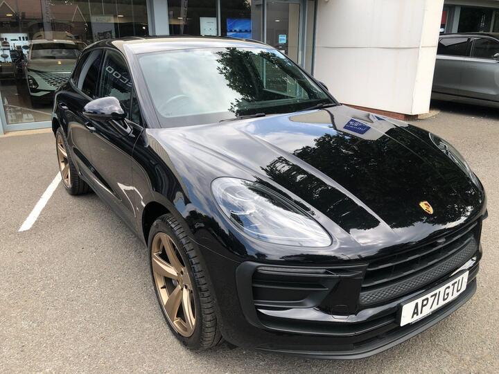 Porsche Macan 2.0T PDK 4WD Euro 6 (s/s) 5dr