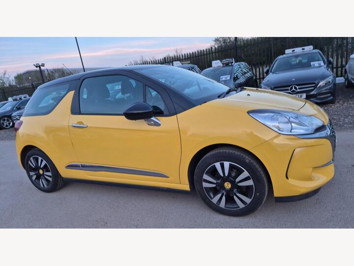 DS AUTOMOBILES DS 3 1.2 PureTech Chic Euro 6 3dr