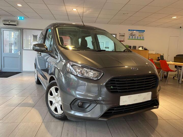 Ford TOURNEO COURIER 1.5 TDCi Zetec Euro 6 5dr Ford TOURNEO COURIER 1.5 TDCi Zetec Euro 6 5dr