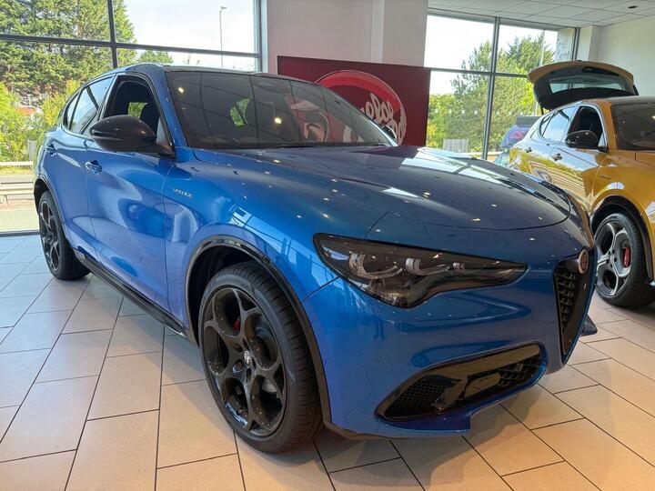 Alfa Romeo Stelvio 2.0T Veloce Auto Q4 AWD Euro 6 (s/s) 5dr