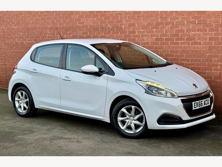 Peugeot 208 1.2 PureTech Active Euro 6 5dr Peugeot 208 1.2 PureTech Active Euro 6 5dr