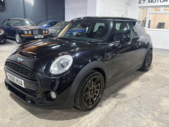 MINI Hatch 2.0 Cooper S Auto Euro 6 (s/s) 3dr