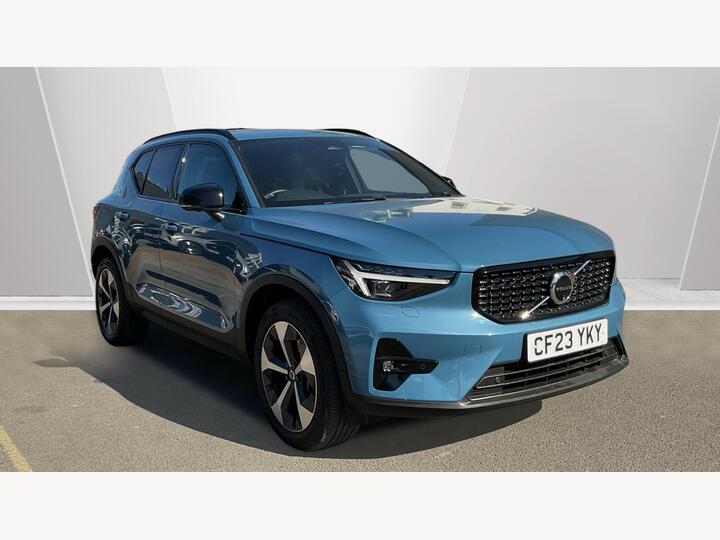Volvo XC40 2.0 B4 MHEV Ultimate DCT Auto Euro 6 (s/s) 5dr