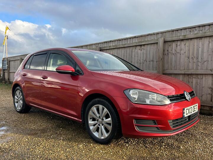Volkswagen Golf 2.0 TDI BlueMotion Tech SE DSG Euro 5 (s/s) 5dr
